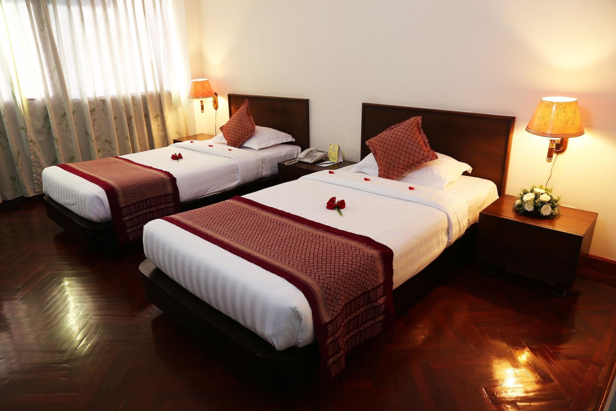 Hotel Γιανγκόν Εξωτερικό φωτογραφία